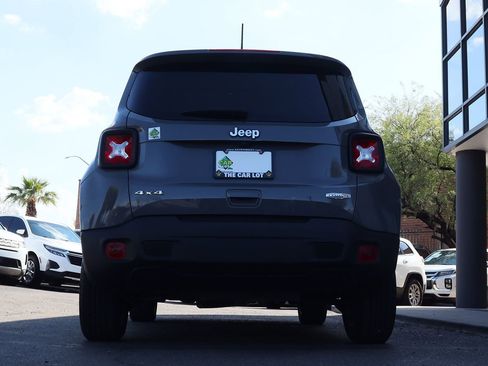 Used 2022 Jeep Renegade Latitude w/ Convenience Group image 13