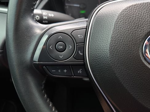 Used 2024 Toyota Corolla Cross AWD Hybrid image 23