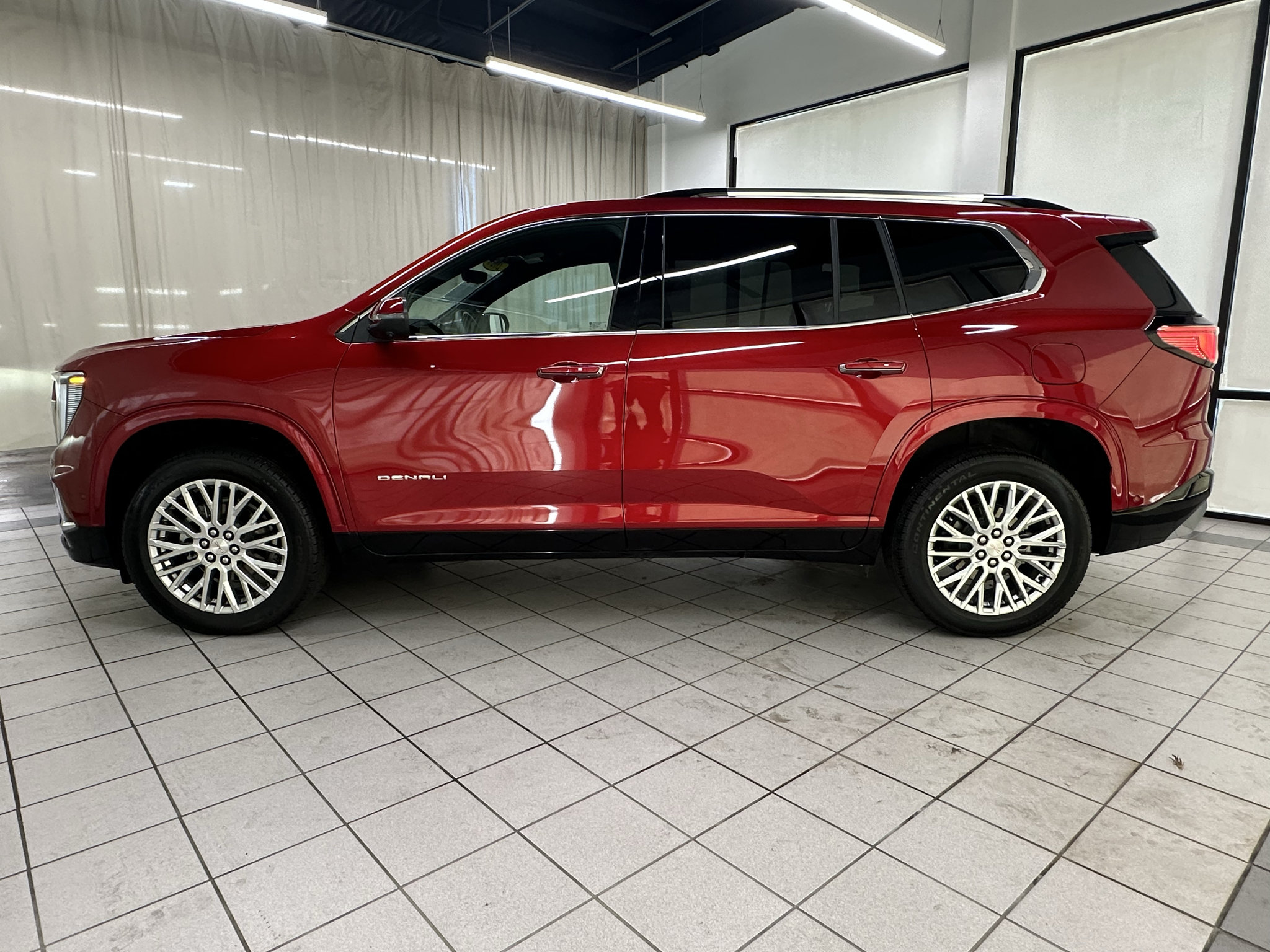 Used 2026 GMC Acadia Denali w/ Super Cruise Package AWD/4WD image 12