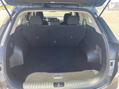 Used 2025 Kia Sportage LX FWD image 25