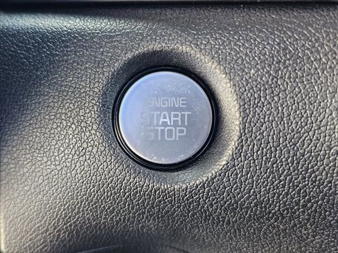 Used 2024 Kia Sorento S FWD image 22