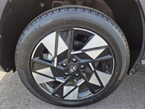 Used 2024 Hyundai Kona SEL AWD/4WD image 9