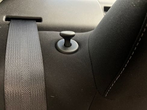 Used 2025 Nissan Sentra SV FWD image 18