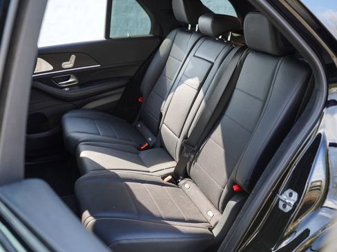 Used 2022 Mercedes-Benz GLE 350 4MATIC w/ AMG Line Exterior image 24