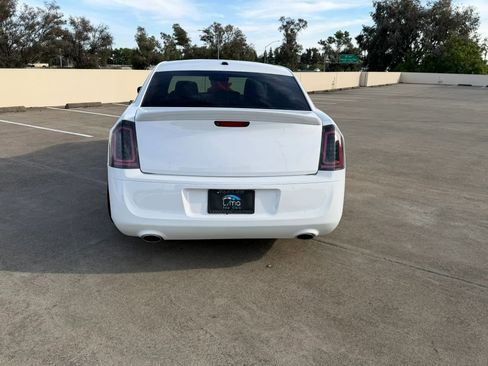 Used 2013 Chrysler 300 S RWD image 14