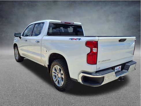 Used 2025 Chevrolet Silverado 1500 LTZ AWD/4WD image 14
