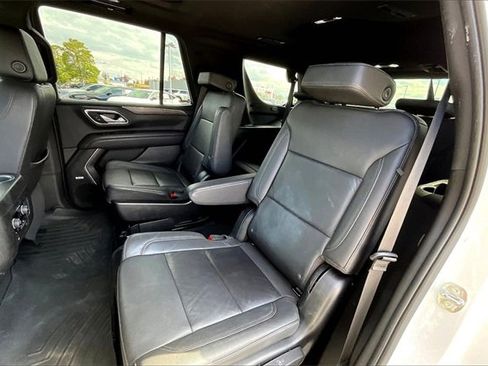 Used 2023 Chevrolet Tahoe Z71 w/ Luxury Package image 19