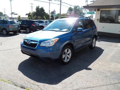 Used 2015 Subaru Forester 2.5i Premium AWD/4WD image 4