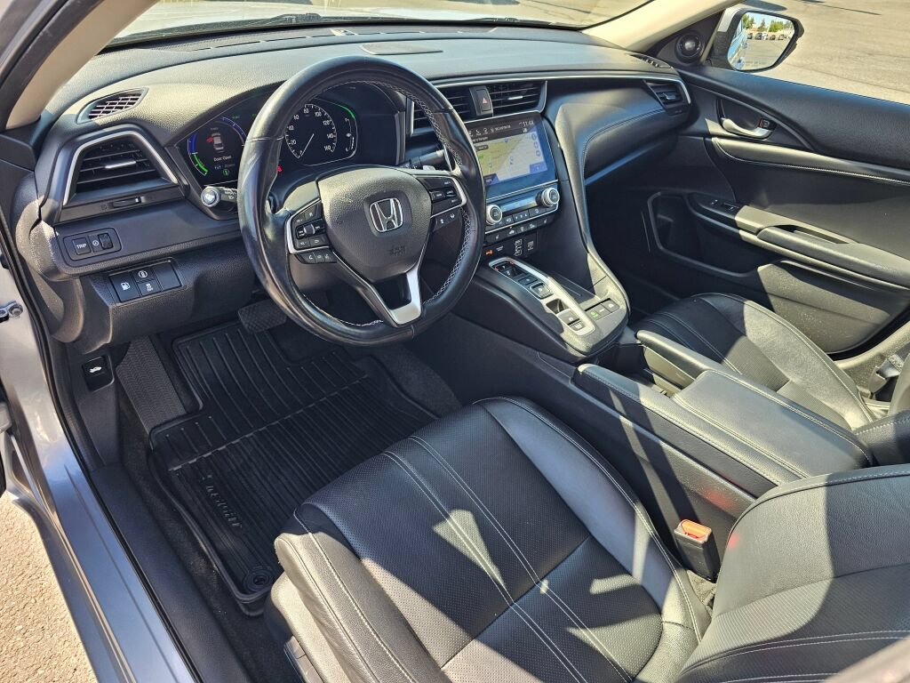 Used 2020 Honda Insight Touring image 2