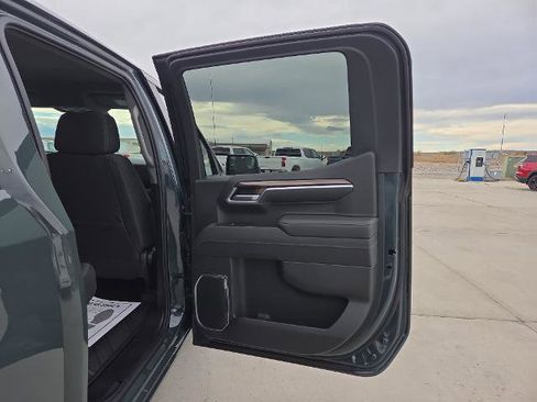 New 2026 Chevrolet Silverado 1500 LT w/ LPO, Dark Essentials Package image 18