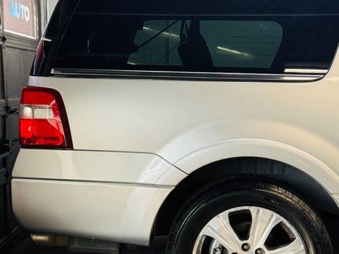 Used 2015 Ford Expedition EL Platinum image 7