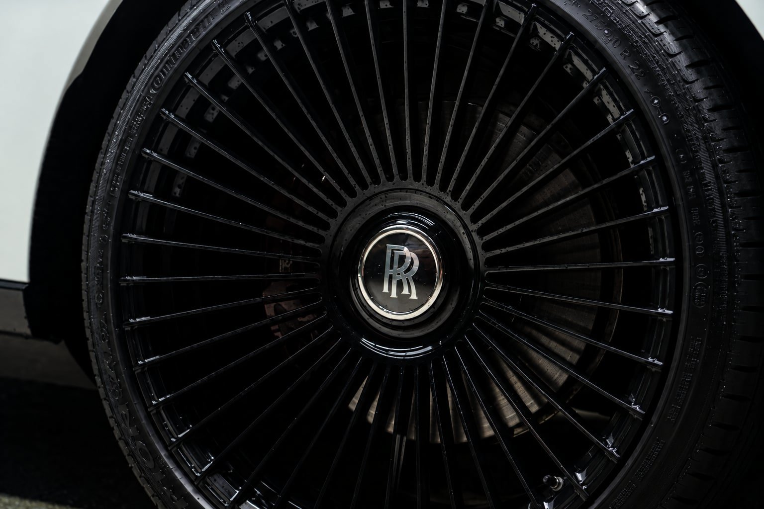 Used 2023 Rolls-Royce Cullinan Black Badge AWD/4WD image 27
