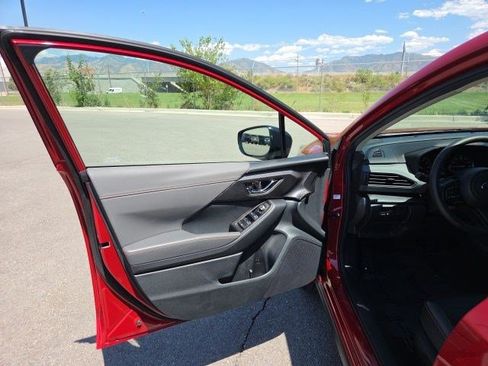 Certified 2026 Subaru Crosstrek 2.5i Limited w/ Crosstrek Mirror Package AWD/4WD image 10