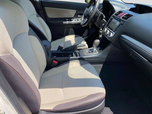 Used 2016 Subaru Crosstrek 2.0i Premium AWD/4WD image 23