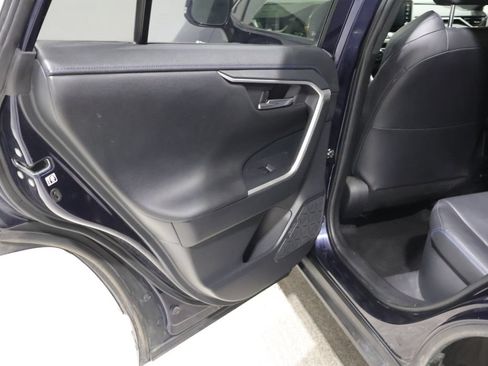 Used 2019 Toyota RAV4 XSE w/ XSE Weather Package AWD/4WD image 19