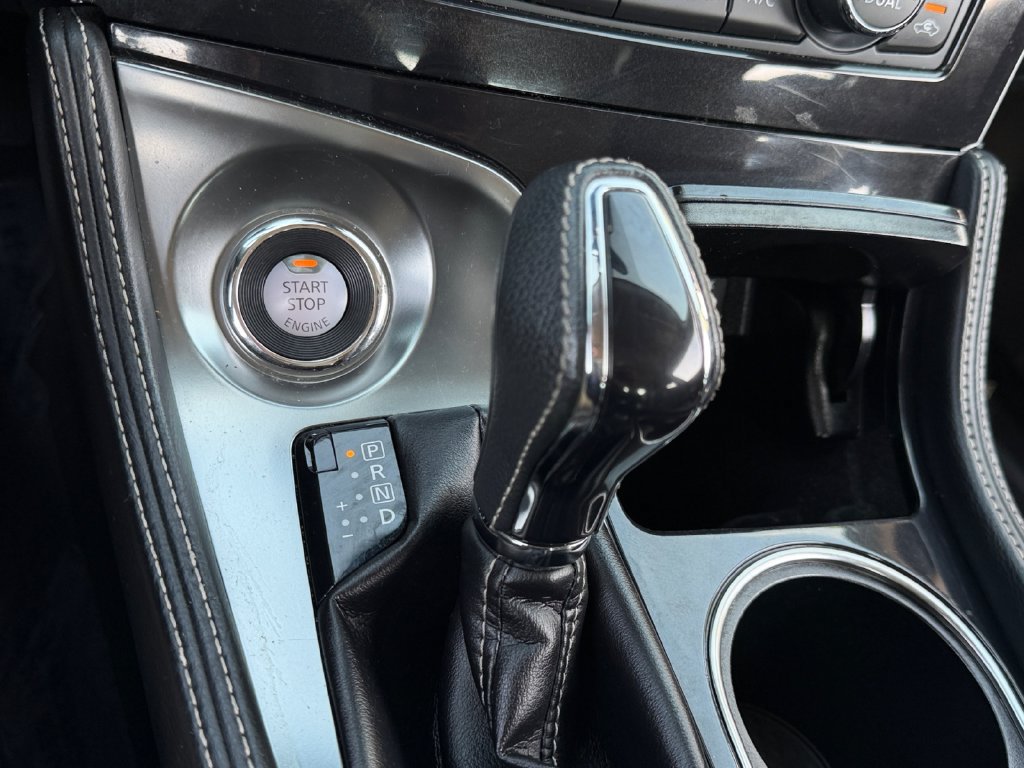 Used 2023 Nissan Maxima SV w/ Floor Mat Group FWD image 23