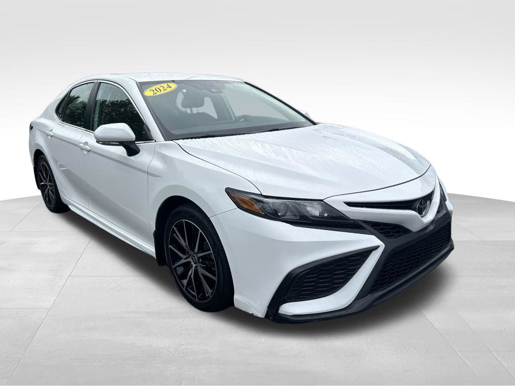 Certified 2024 Toyota Camry SE FWD image 7
