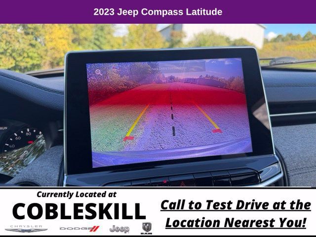 Used 2023 Jeep Compass Latitude w/ Convenience Group AWD/4WD image 22