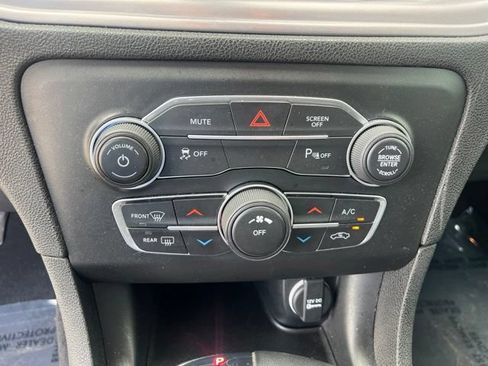 Used 2023 Dodge Charger SXT RWD image 14