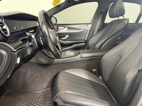 Used 2022 Mercedes-Benz E 350 4MATIC Sedan image 9