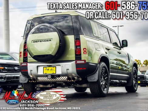 Used 2024 Land Rover Defender 110 S image 7