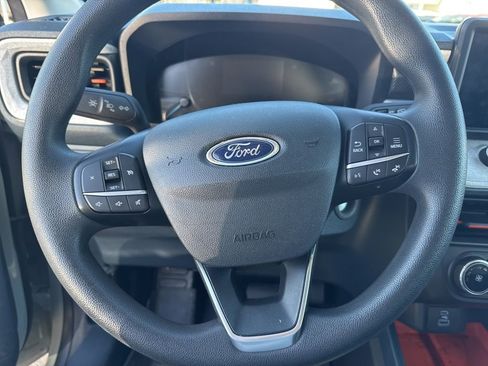 Used 2023 Ford Maverick XLT image 11