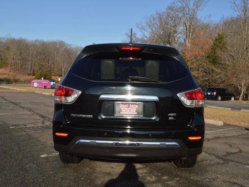 Used 2014 Nissan Pathfinder SL w/ SL Tech Package image 7