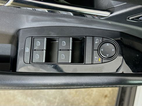 Used 2025 MAZDA CX-30 AWD 2.5 S w/ Preferred Package image 15