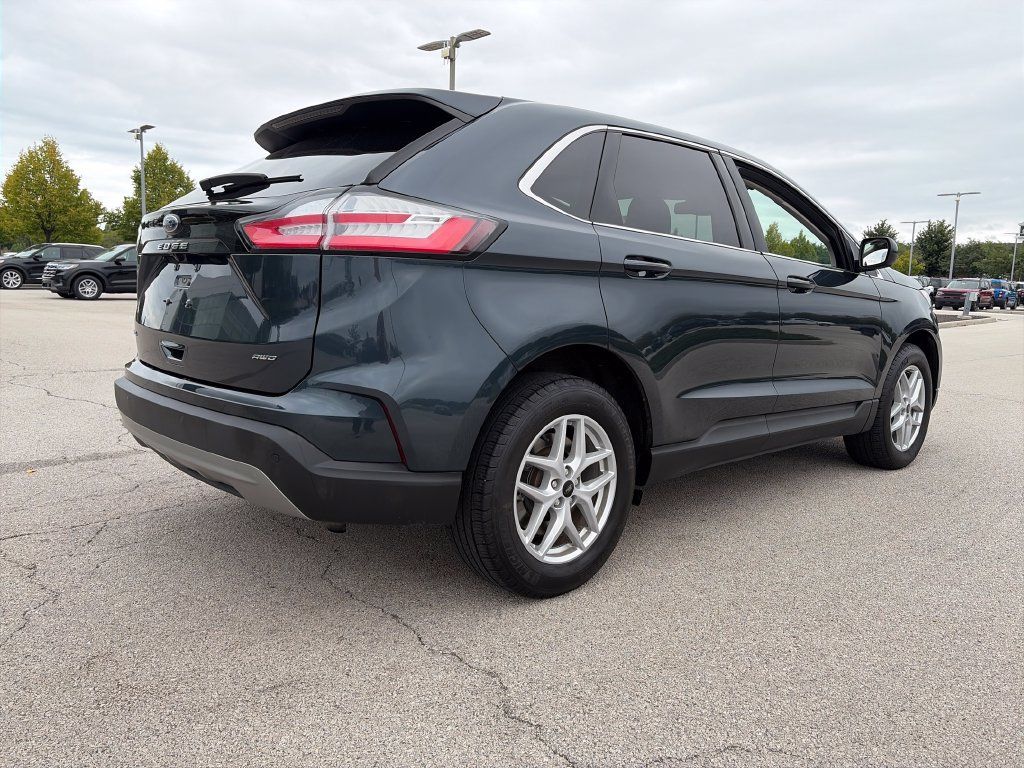 Used 2024 Ford Edge SEL w/ Convenience Package AWD/4WD image 7