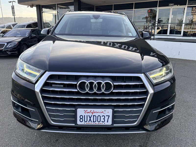 Used 2017 Audi Q7 3.0T Premium Plus w/ Premium Plus Package AWD/4WD image 2