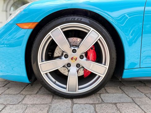 Used 2017 Porsche 911 Carrera 4S image 18