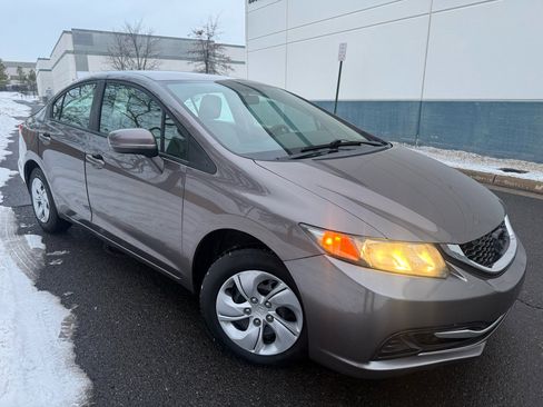 Used 2014 Honda Civic LX image 1