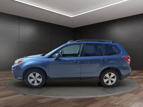 Used 2016 Subaru Forester 2.5i Premium w/ All-Weather Package AWD/4WD image 5