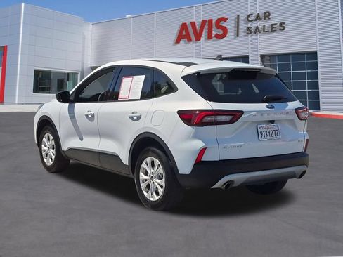 Used 2025 Ford Escape Active AWD/4WD image 9