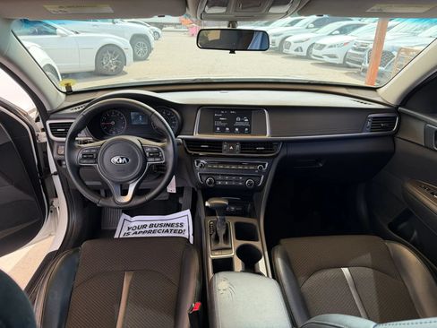 Used 2018 Kia Optima S FWD image 12