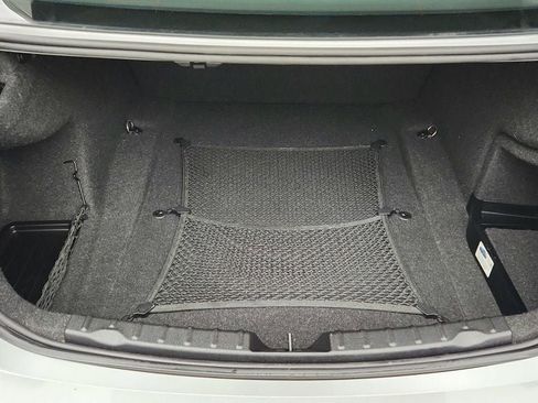 Used 2017 BMW 320i 320i Sedan with Premium and Dr image 23