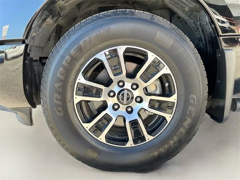 Used 2024 Nissan Titan SV w/ Accessory Utility Package image 28