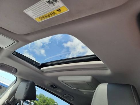 Certified 2024 Honda Odyssey Touring image 21