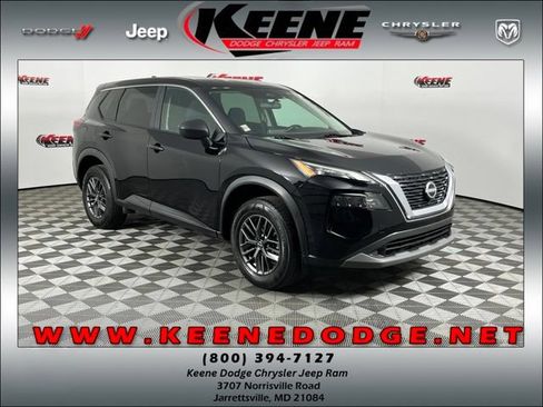 Used 2023 Nissan Rogue S AWD/4WD image 1