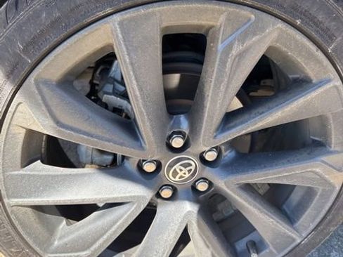 Used 2024 Toyota Corolla SE image 19