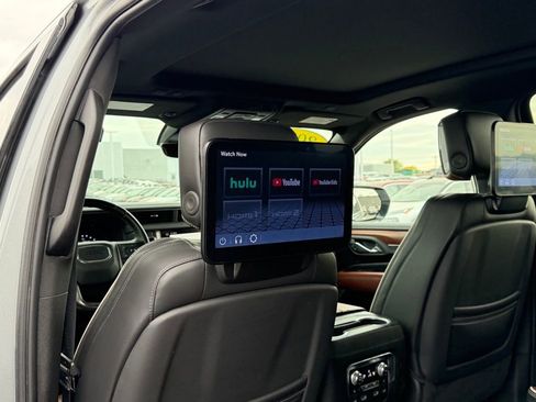 Used 2023 GMC Yukon XL Denali Ultimate AWD/4WD image 19