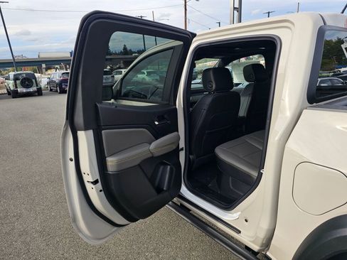 New 2026 Chevrolet Colorado ZR2 w/ Technology Package image 21