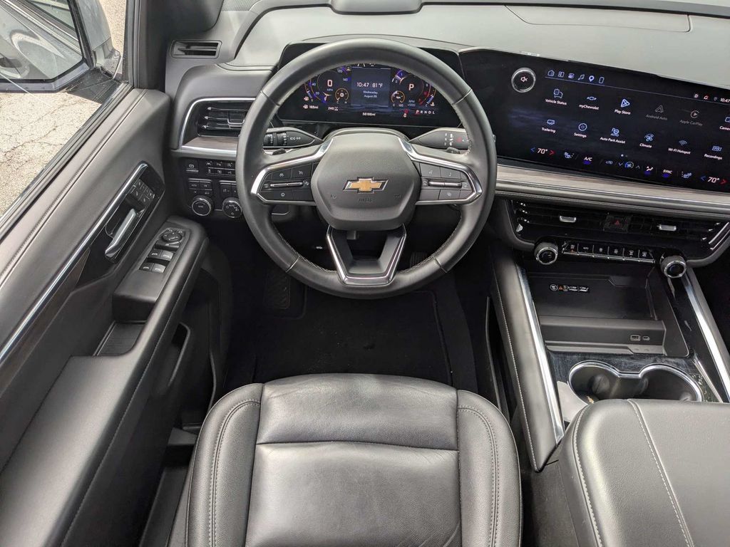 Used 2025 Chevrolet Tahoe LT AWD/4WD image 22