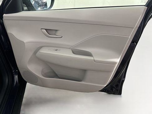 Used 2024 Hyundai Kona SEL AWD/4WD image 32