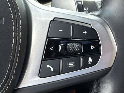 Used 2022 BMW X7 xDrive40i w/ M Sport Package AWD/4WD image 29