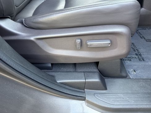 Used 2018 Honda Odyssey EX-L image 17