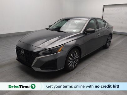 Used 2024 Nissan Altima 2.5 SV