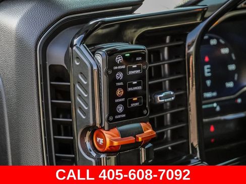 Used 2025 Chevrolet Silverado 1500 LTZ AWD/4WD image 53