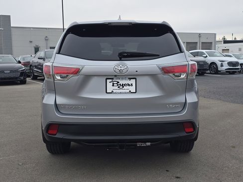 Used 2016 Toyota Highlander Plus image 6