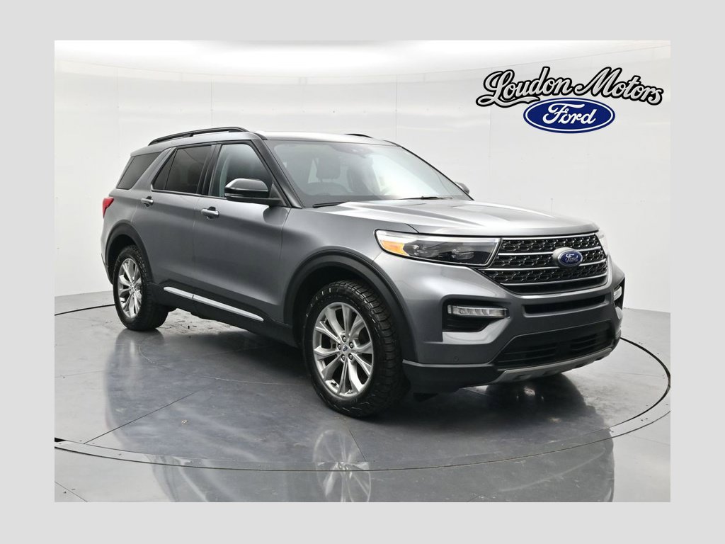 Used 2024 Ford Explorer XLT w/ Equipment Group 202A AWD/4WD image 1